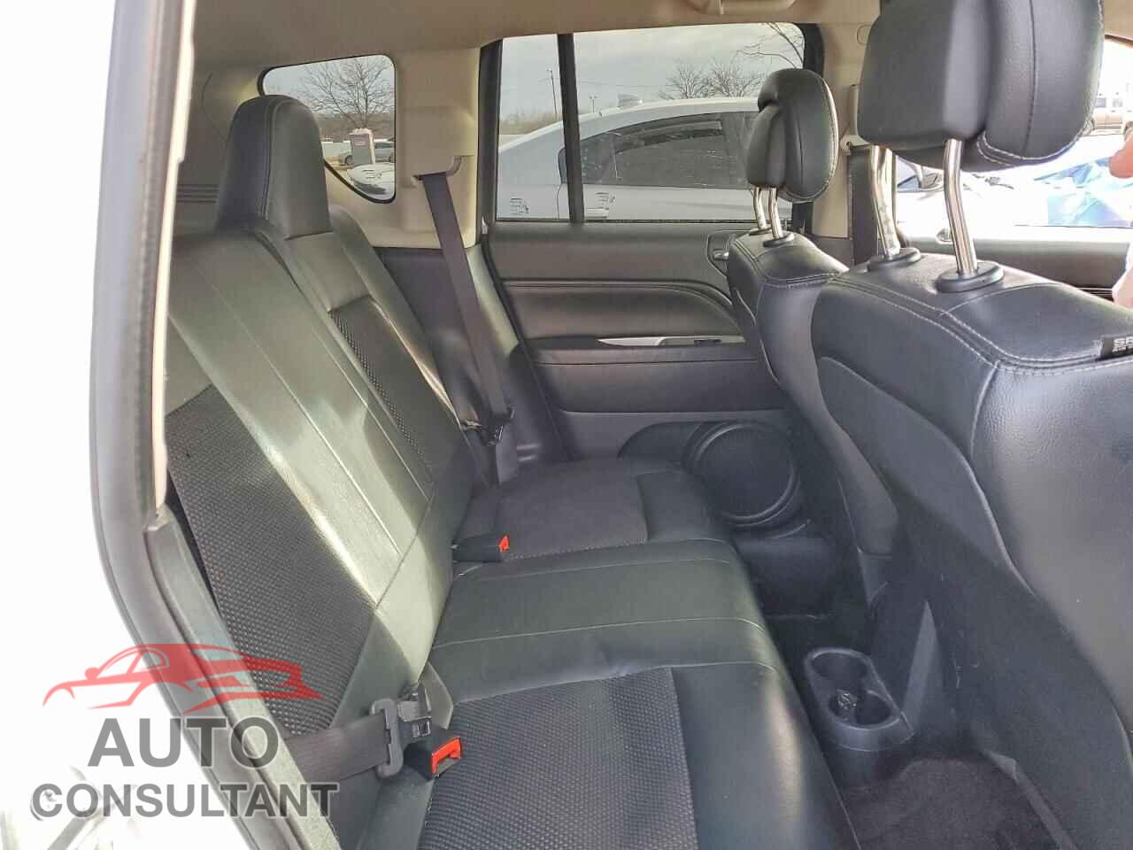 JEEP COMPASS 2017 - 1C4NJCEA2HD132154