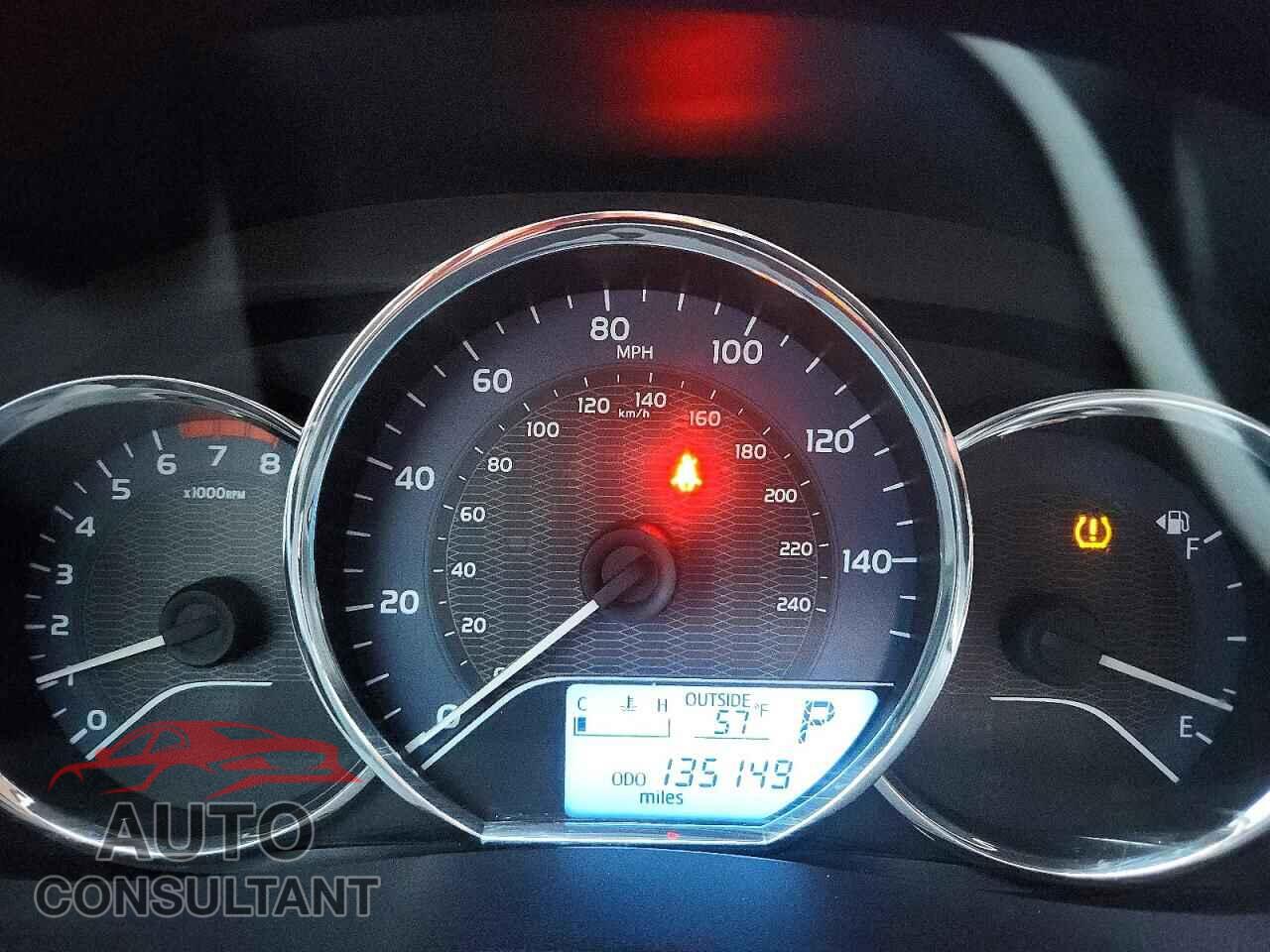 TOYOTA COROLLA 2014 - 2T1BURHE7EC069525