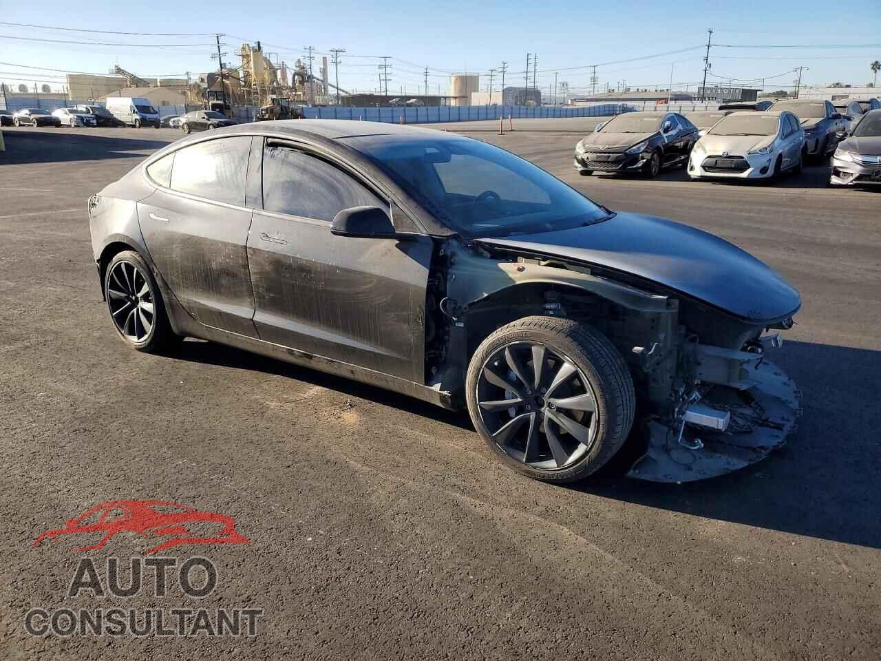 TESLA MODEL 3 2018 - 5YJ3E1EB8JF067267