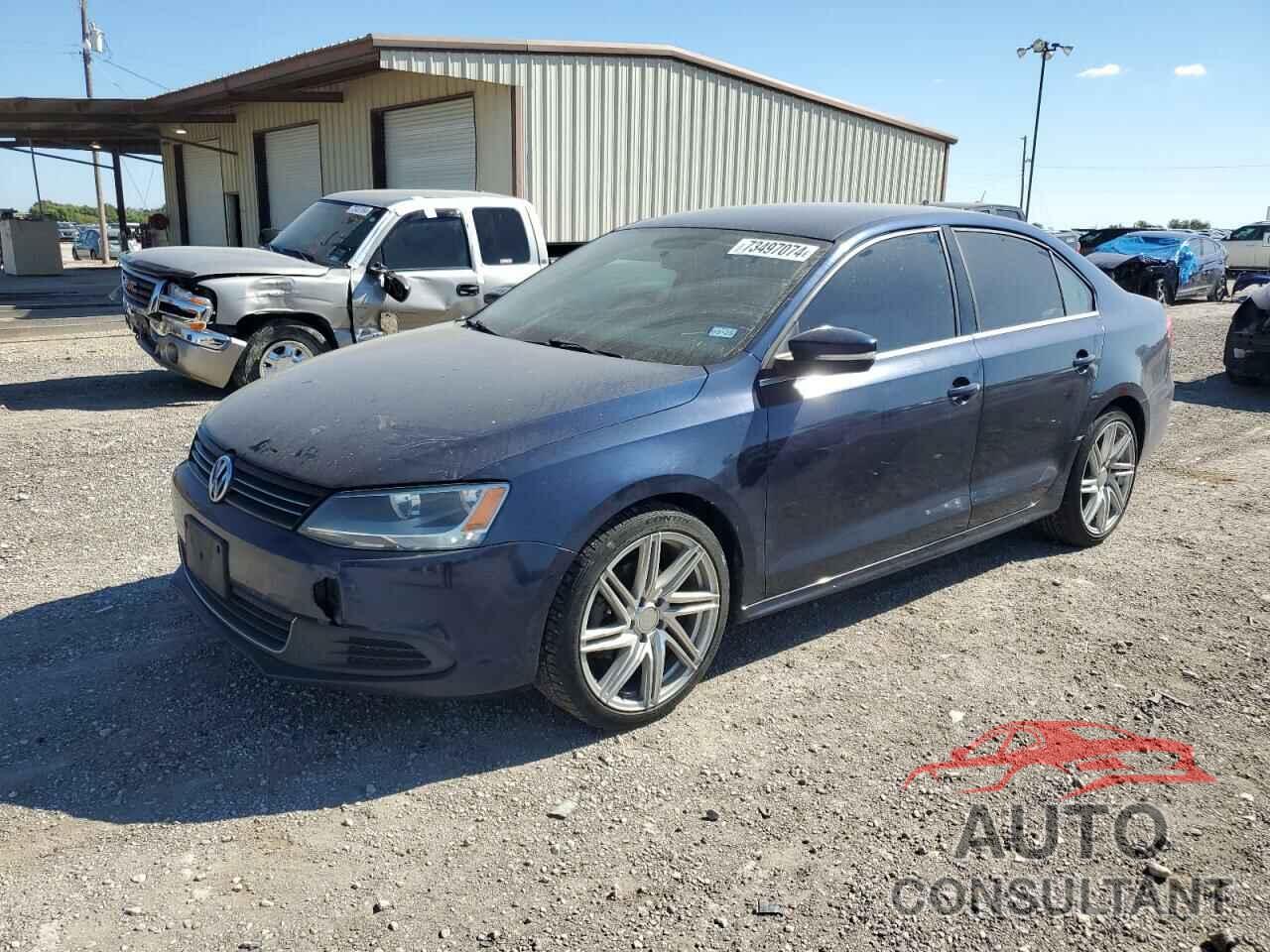 VOLKSWAGEN JETTA 2013 - 3VWBX7AJ4DM411227