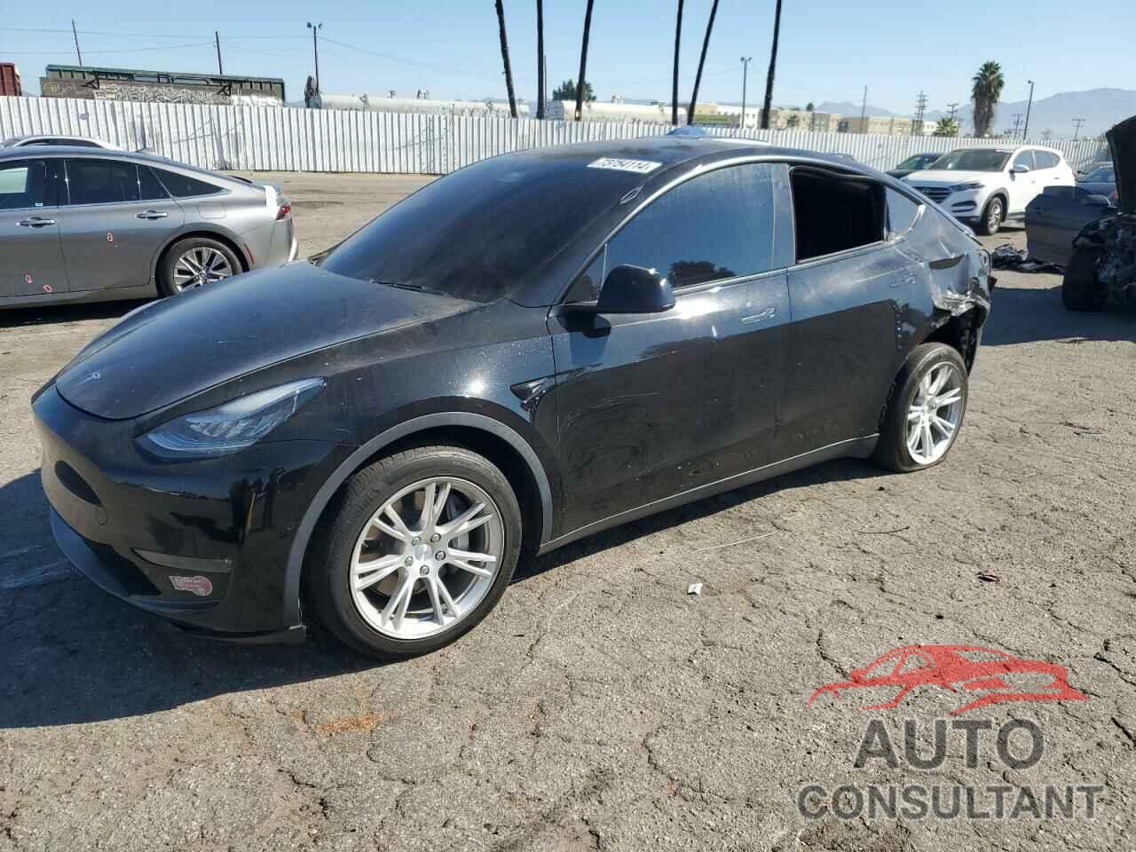 TESLA MODEL Y 2020 - 5YJYGDEE3LF051119