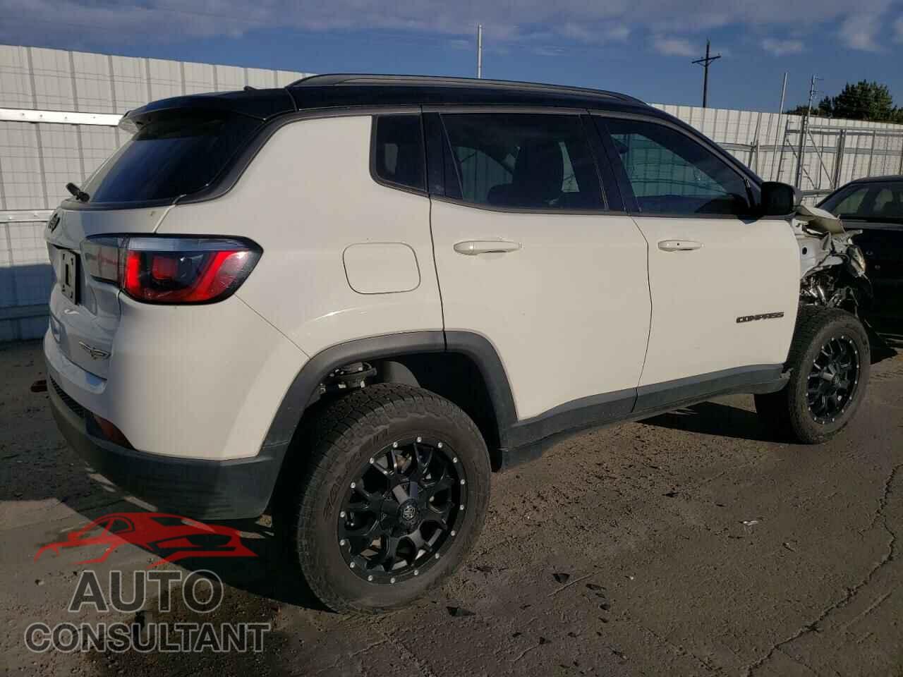JEEP COMPASS 2019 - 3C4NJDDB0KT618267