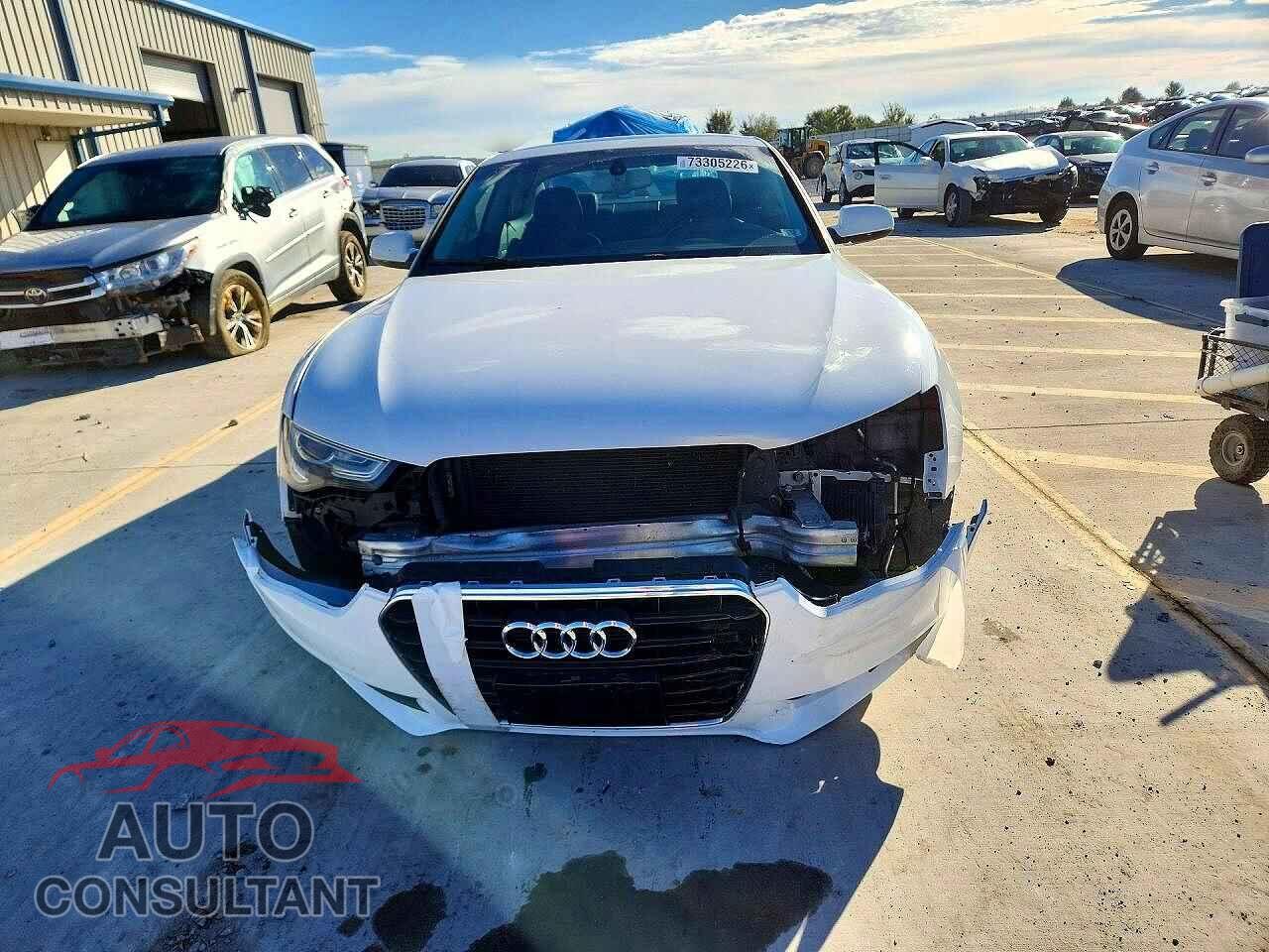 AUDI A5 2013 - WAULFAFR5DA069979