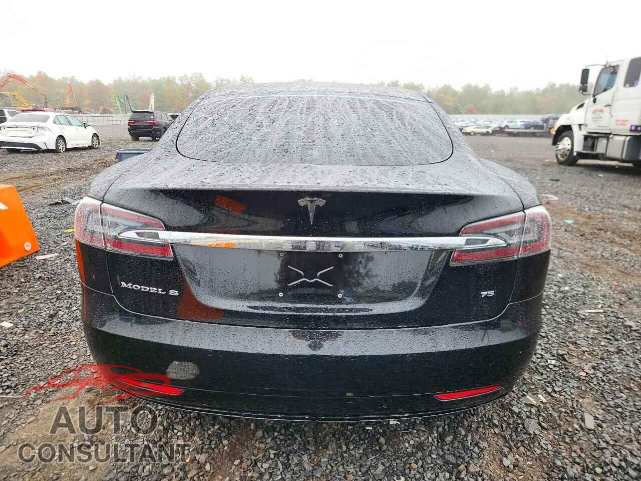 TESLA MODEL S 2017 - 5YJSA1E11HF193348