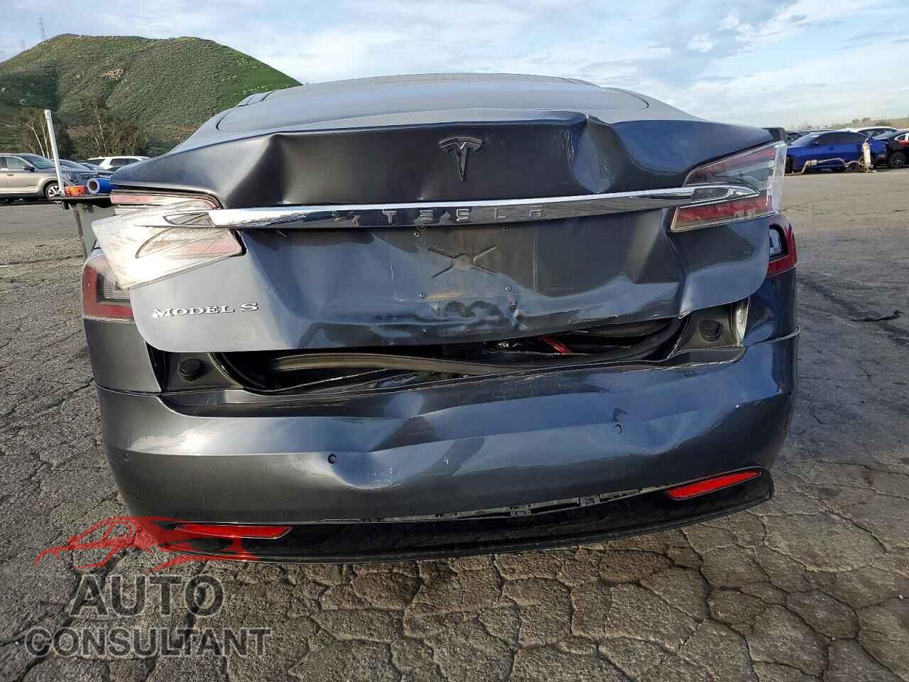 TESLA MODEL S 2017 - 5YJSA1E19HF203205