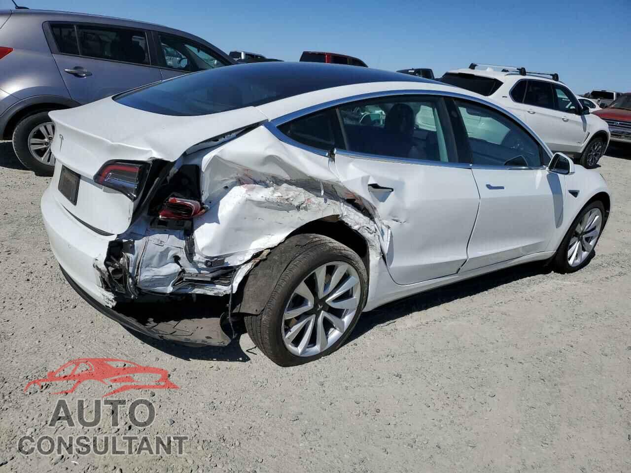 TESLA MODEL 3 2020 - 5YJ3E1EA2LF709184