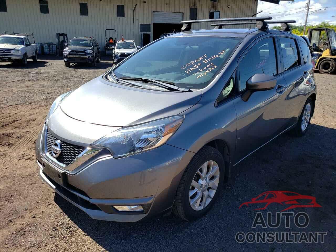 NISSAN VERSA 2018 - 3N1CE2CP0JL356068