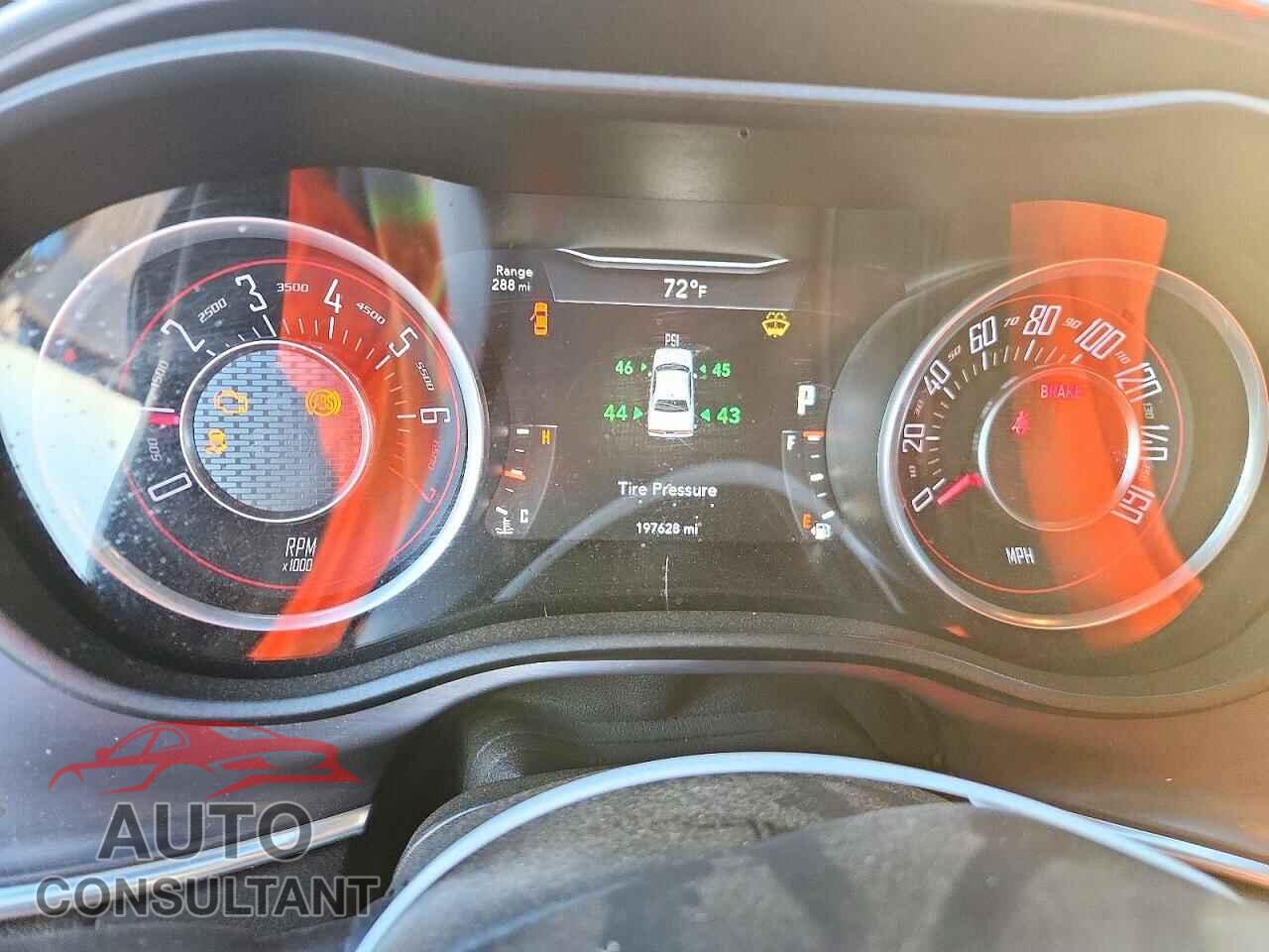 DODGE CHALLENGER 2015 - 2C3CDZAG3FH810927
