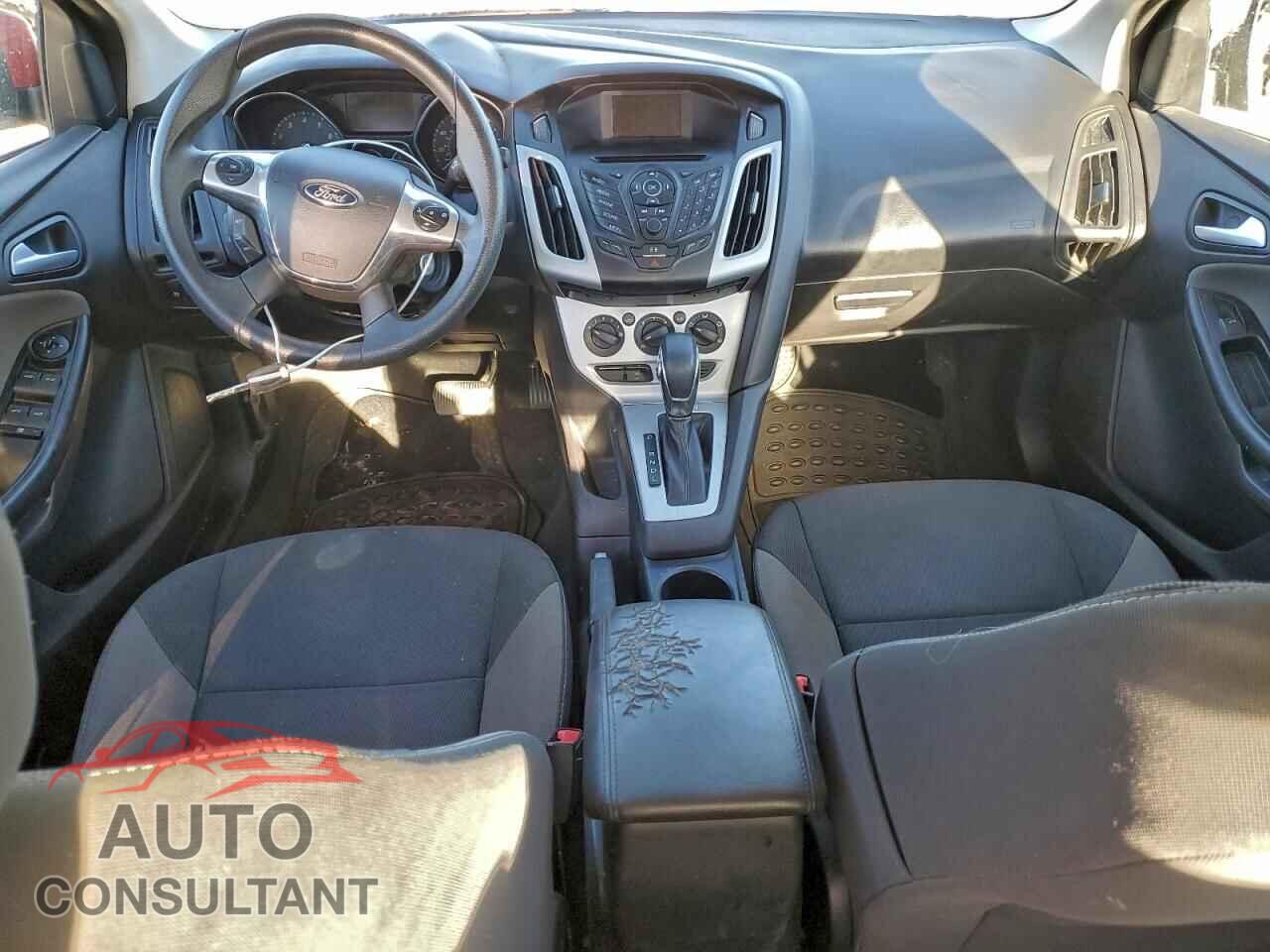 FORD FOCUS 2014 - 1FADP3F21EL322374