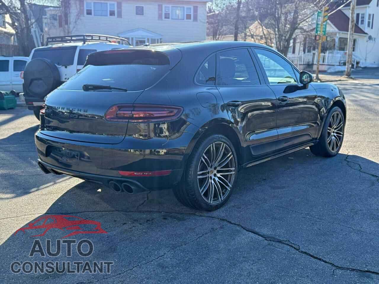 PORSCHE MACAN 2017 - WP1AG2A51HLB55591
