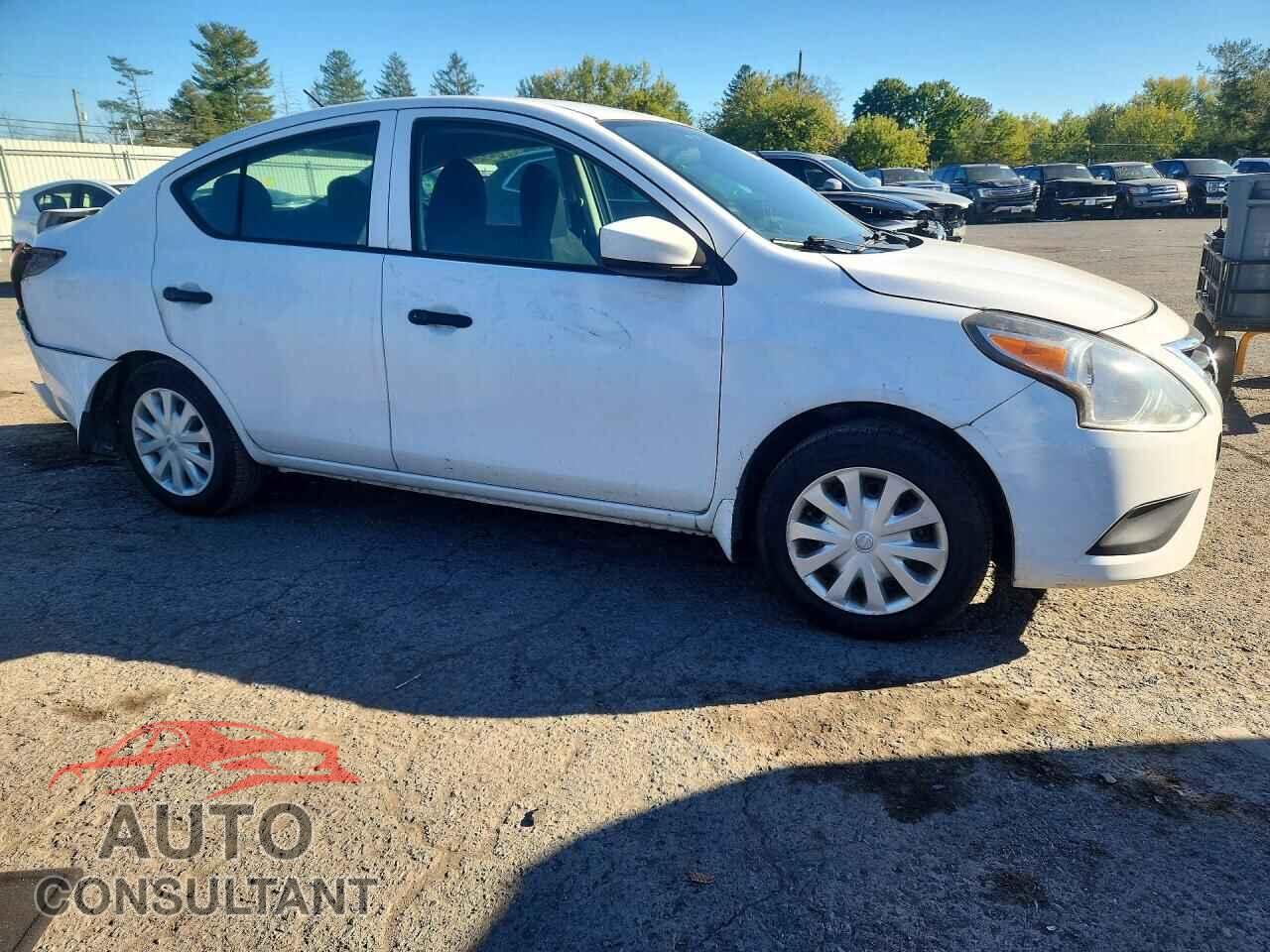 NISSAN VERSA 2017 - 3N1CN7AP3HL816236