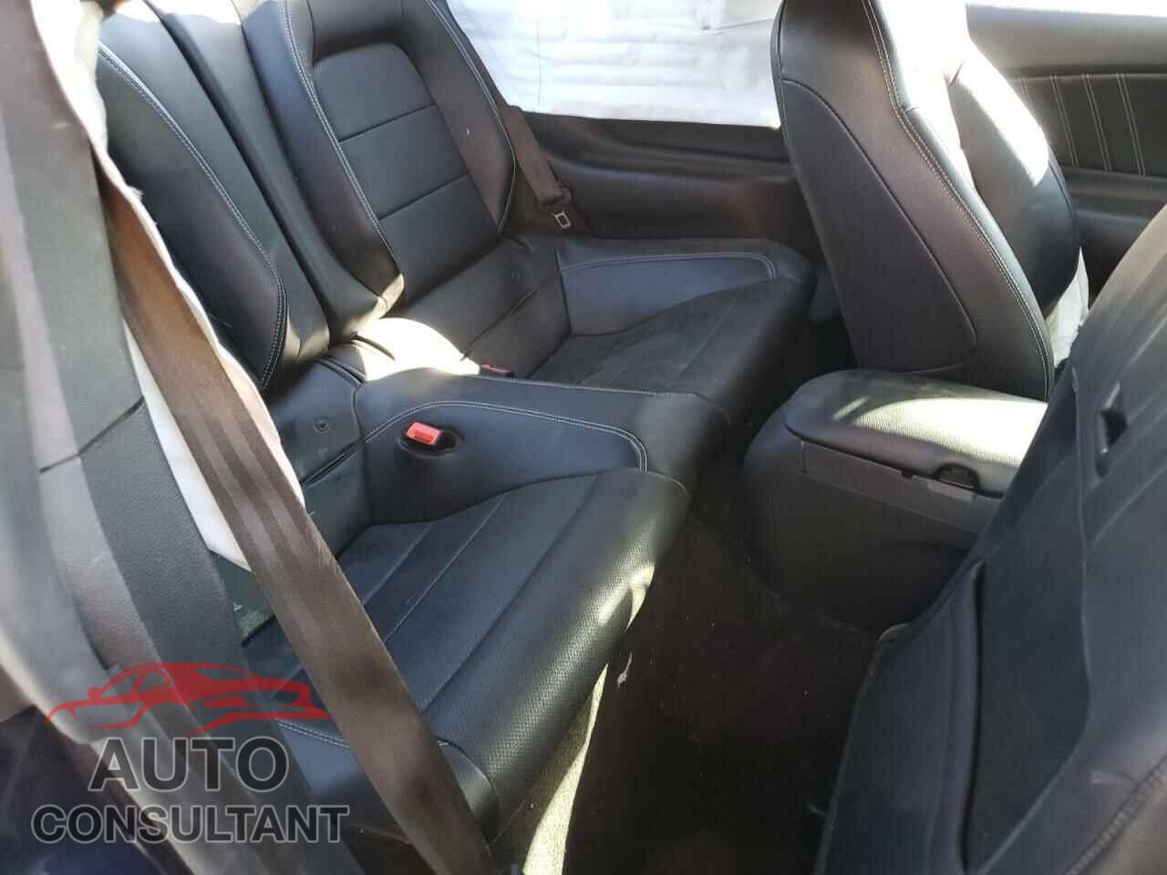 FORD MUSTANG 2018 - 1FA6P8CF8J5122359