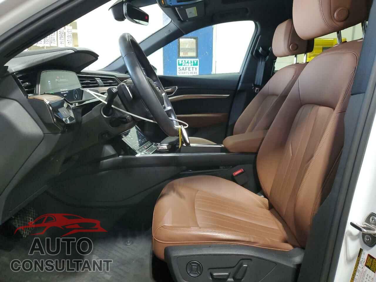 AUDI E-TRON 2021 - WA1AABGE5MB005200