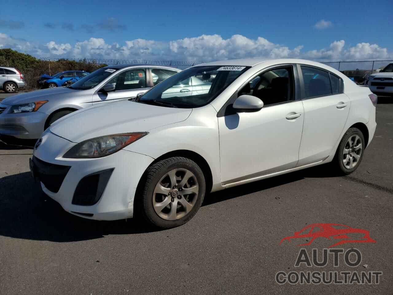 MAZDA 3 2011 - JM1BL1UG8B1383034