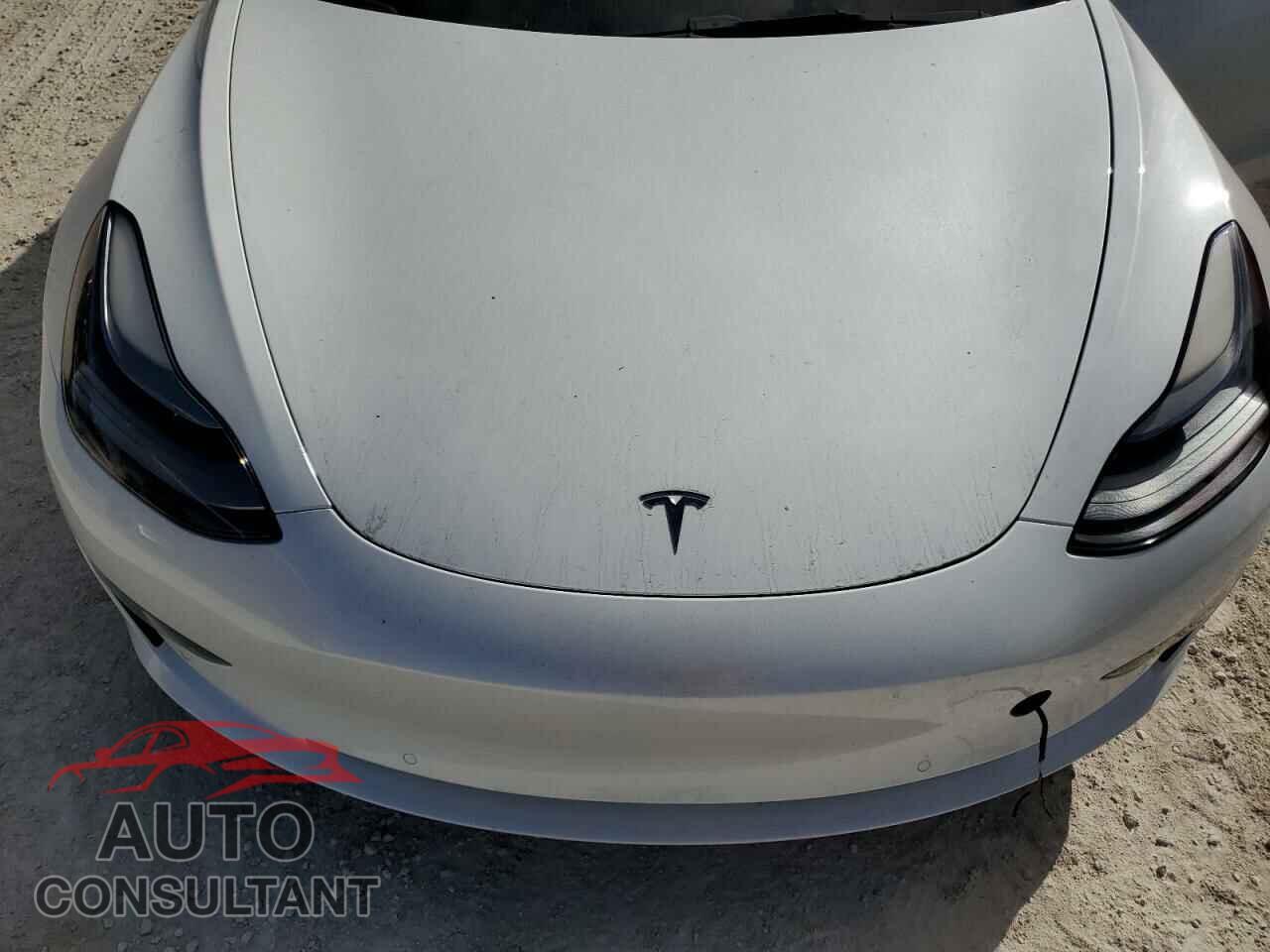 TESLA MODEL 3 2022 - 5YJ3E1EA6NF319191