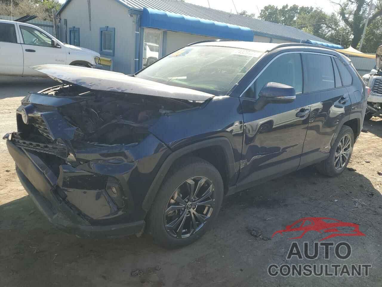 TOYOTA RAV4 2023 - JTMB6RFV5PD090683