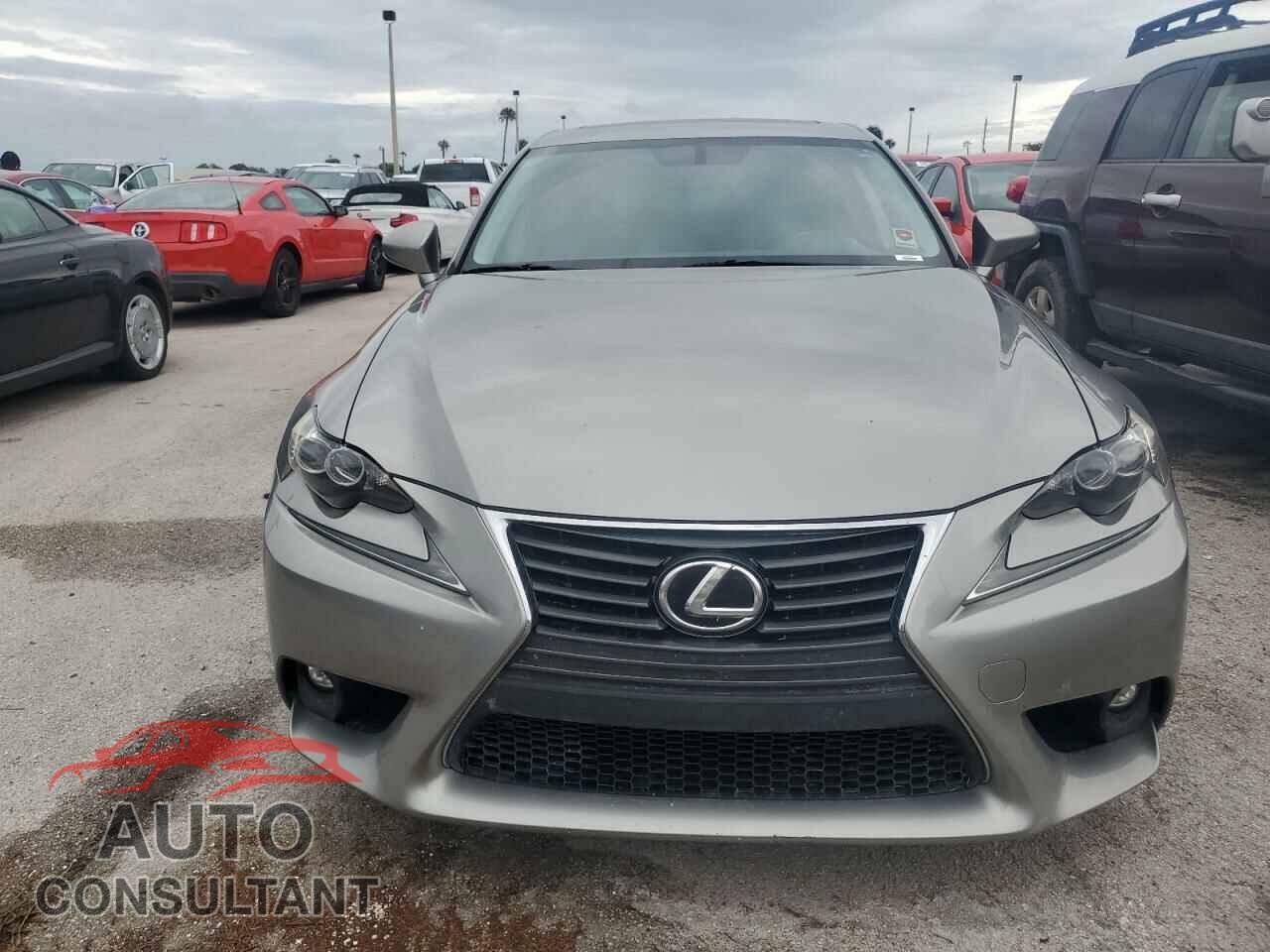 LEXUS IS 2015 - JTHCF1D27F5019667