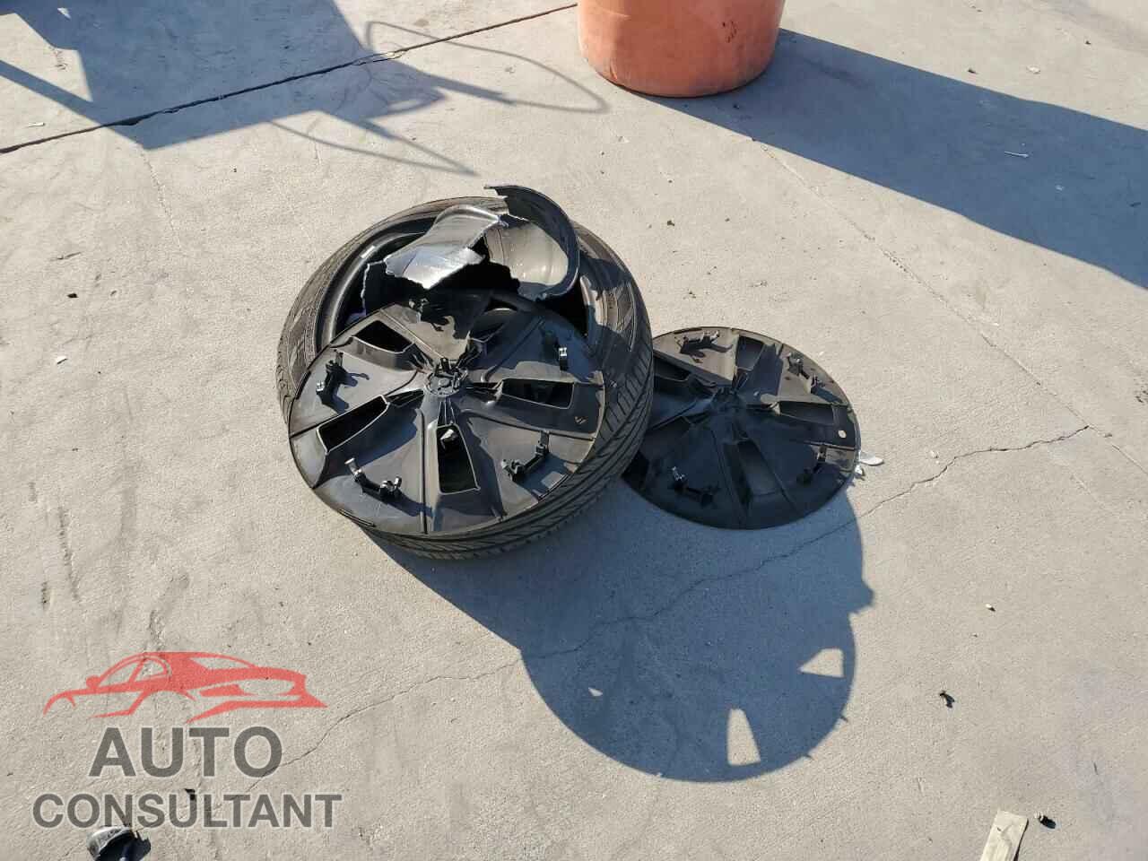 TESLA MODEL 3 2023 - 5YJ3E1EB4PF683833