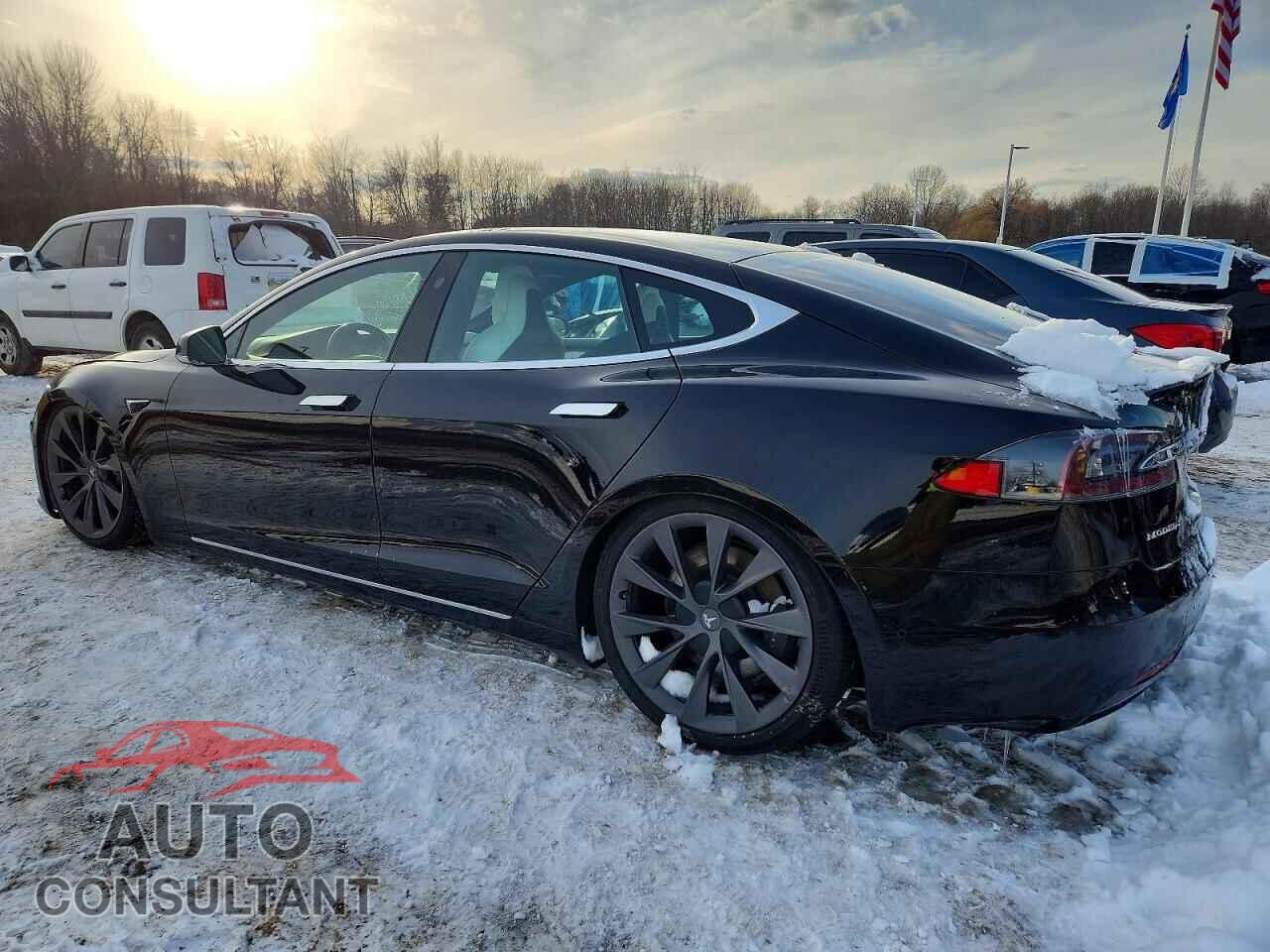 TESLA MODEL S 2019 - 5YJSA1E22KF306398