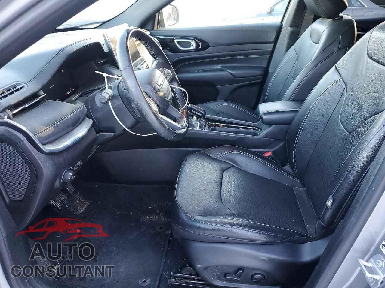 JEEP COMPASS 2022 - 3C4NJDCB5NT228075
