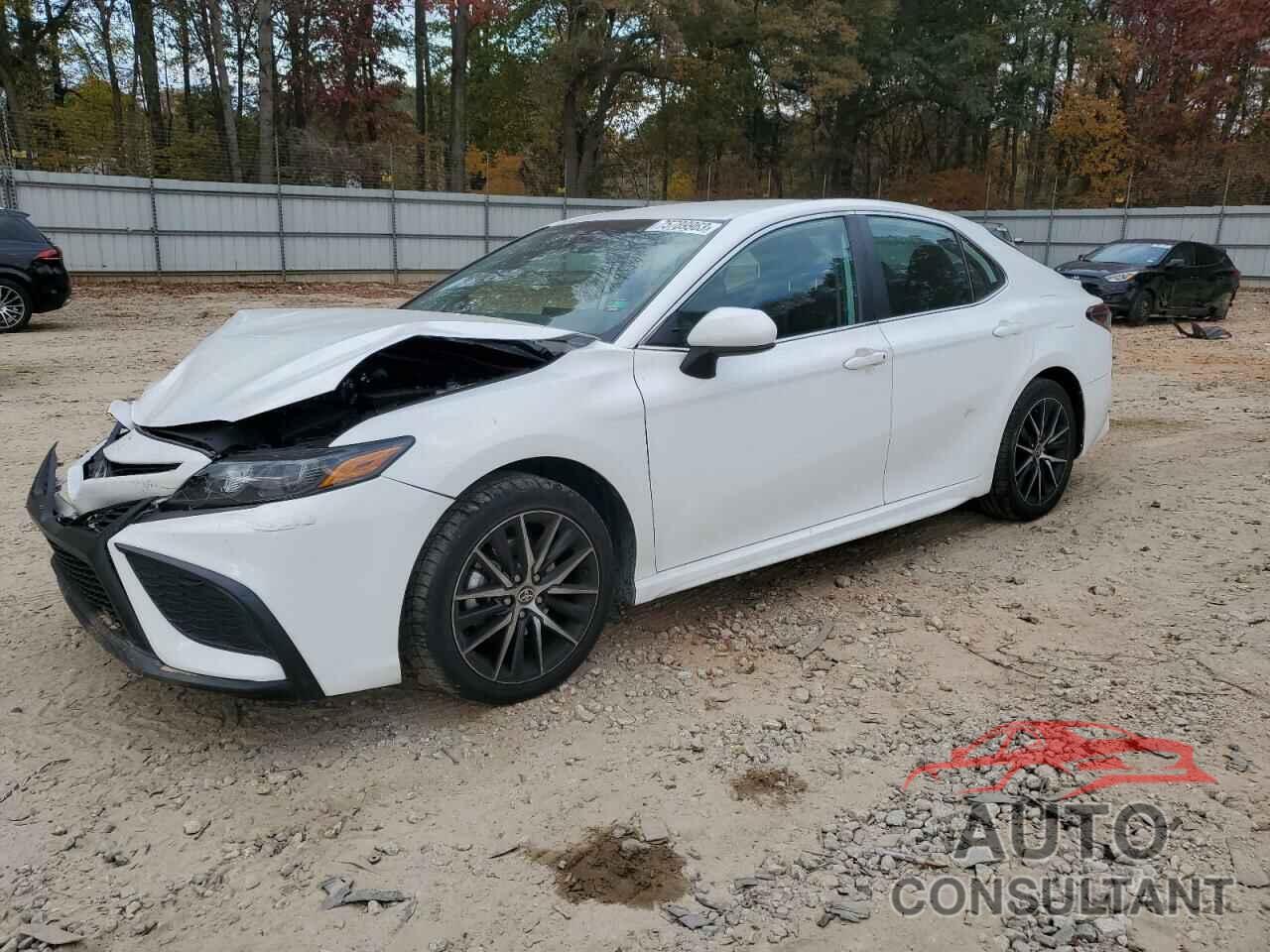 TOYOTA CAMRY 2021 - 4T1G11AK7MU519736