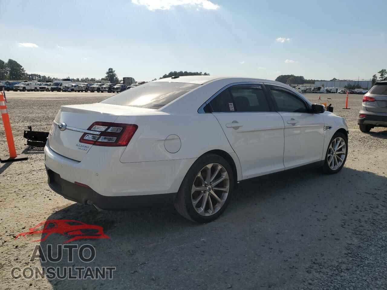 FORD TAURUS 2013 - 1FAHP2F80DG220734