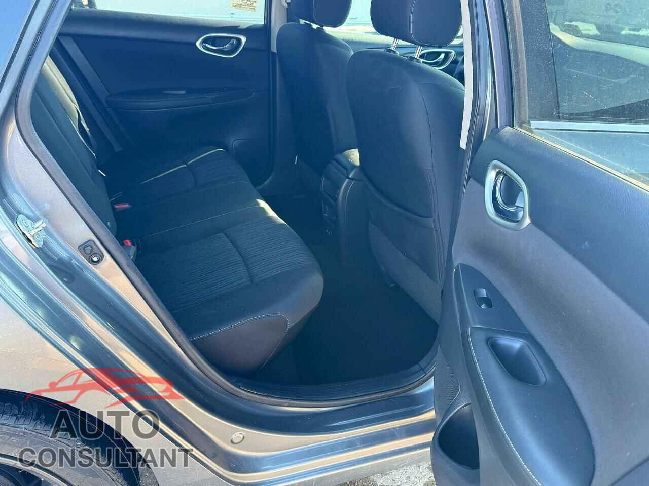 NISSAN SENTRA 2019 - 3N1AB7AP3KL607411