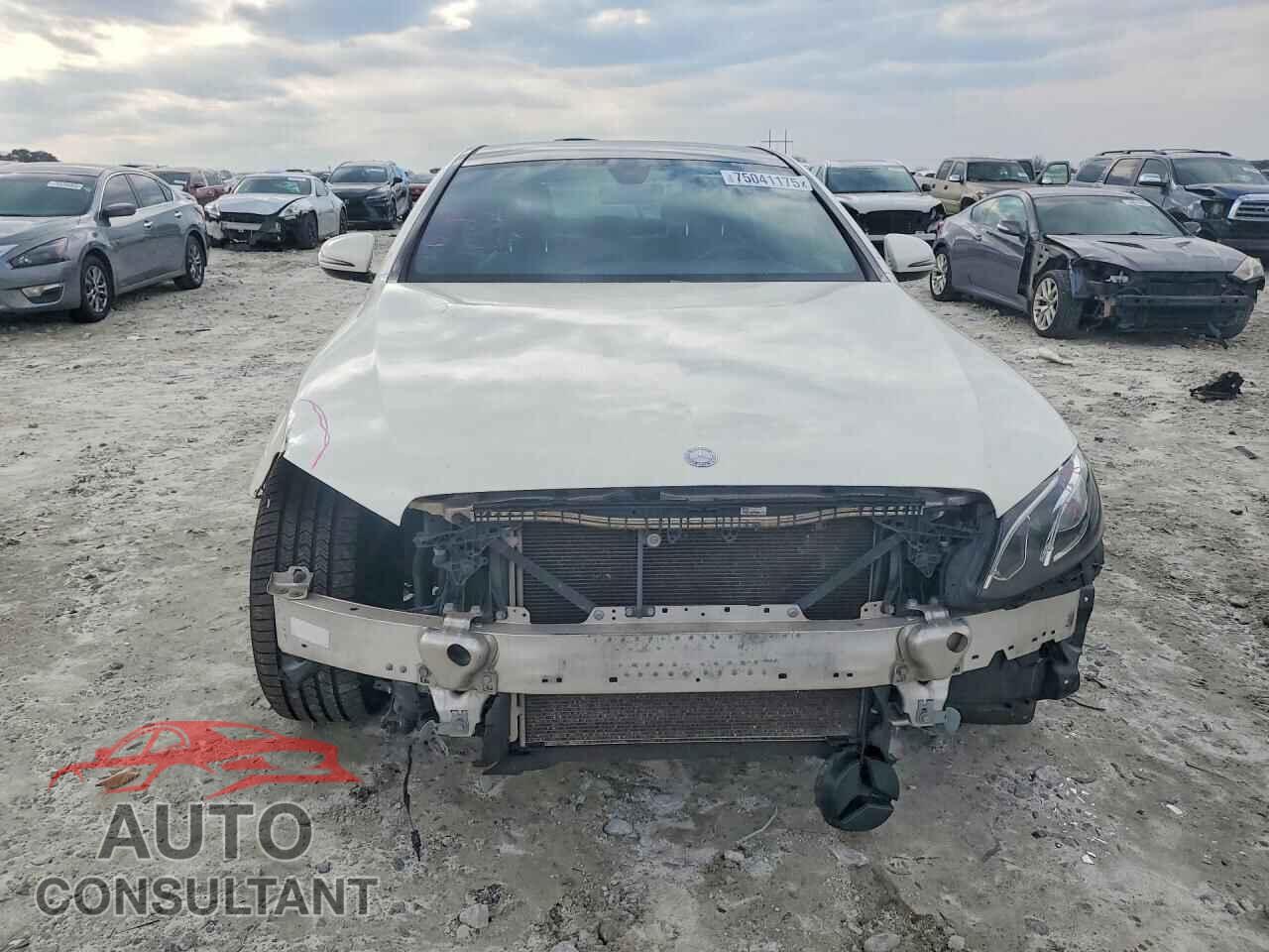 MERCEDES-BENZ E-CLASS 2017 - WDDZF4JB4HA095123