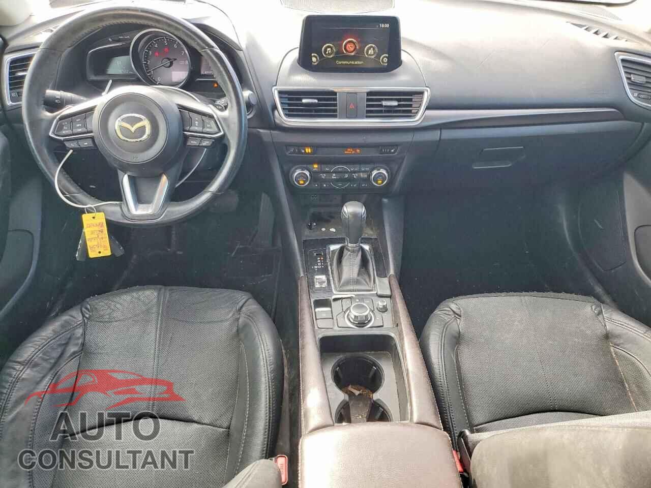 MAZDA 3 2017 - 3MZBN1M35HM147523