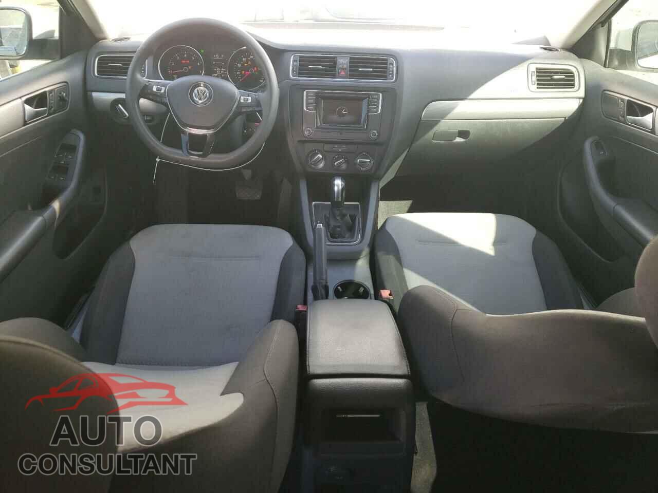 VOLKSWAGEN JETTA 2017 - 3VW2B7AJ9HM237658