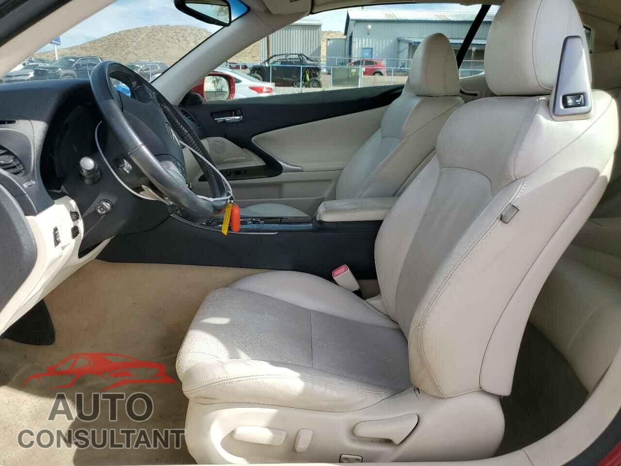 LEXUS IS 2010 - JTHFF2C25A2508485