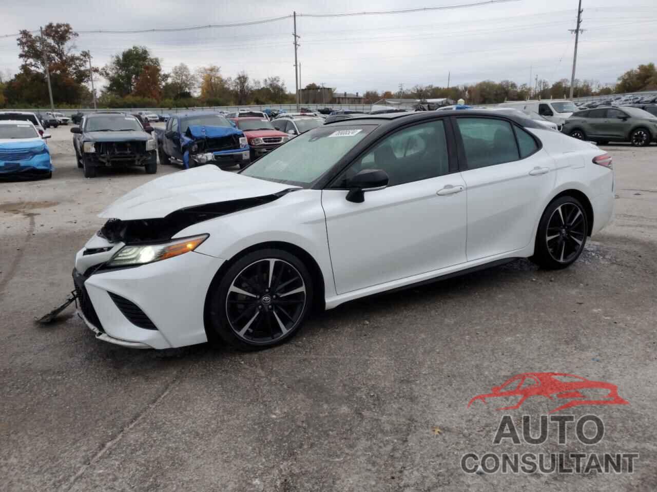TOYOTA CAMRY 2018 - 4T1BZ1HK8JU001753