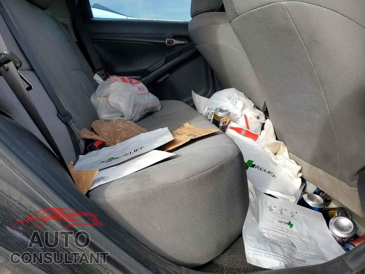 TOYOTA COROLLA 2011 - 2T1KU4EE7BC724723
