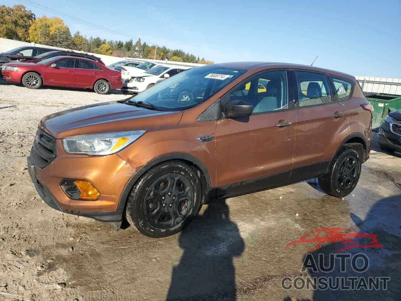 FORD ESCAPE 2017 - 1FMCU0F7XHUC28500