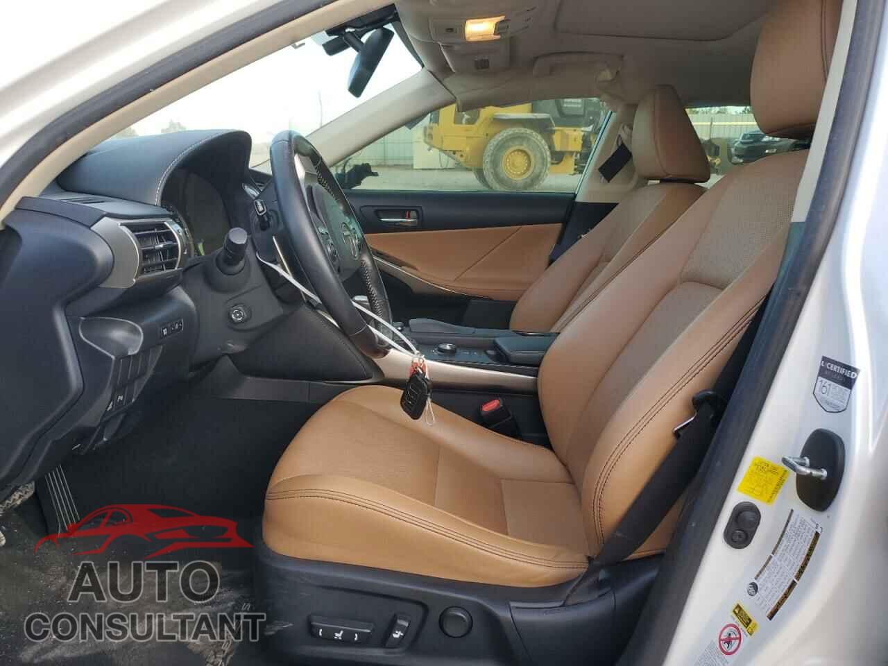 LEXUS IS 2016 - JTHBA1D23G5029236