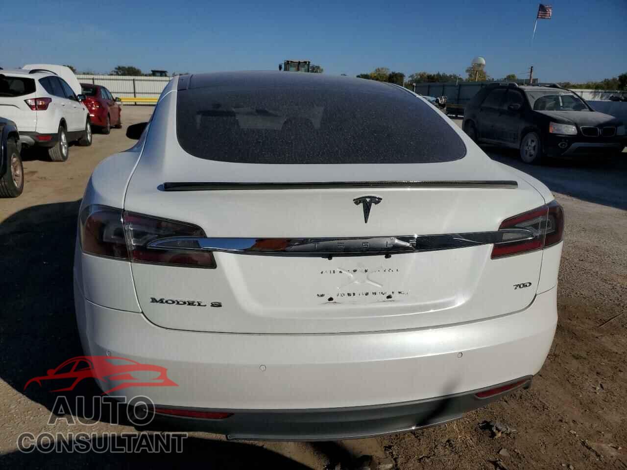 TESLA MODEL S 2015 - 5YJSA1S29FF090575