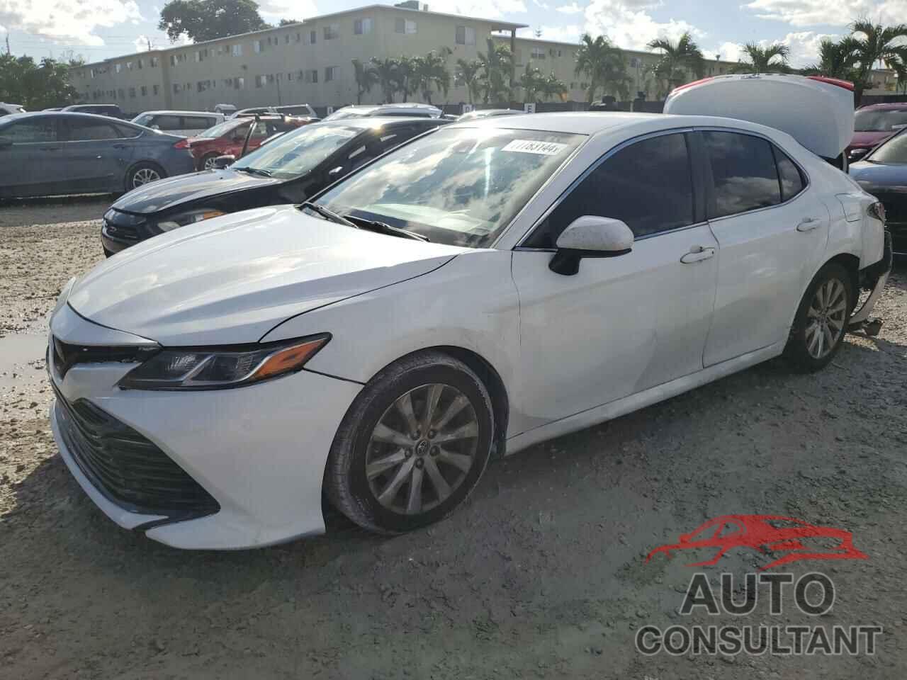 TOYOTA CAMRY 2018 - JTNB11HK8J3011096