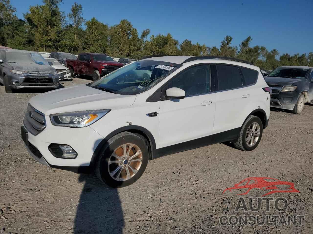 FORD ESCAPE 2018 - 1FMCU9HD2JUA44181