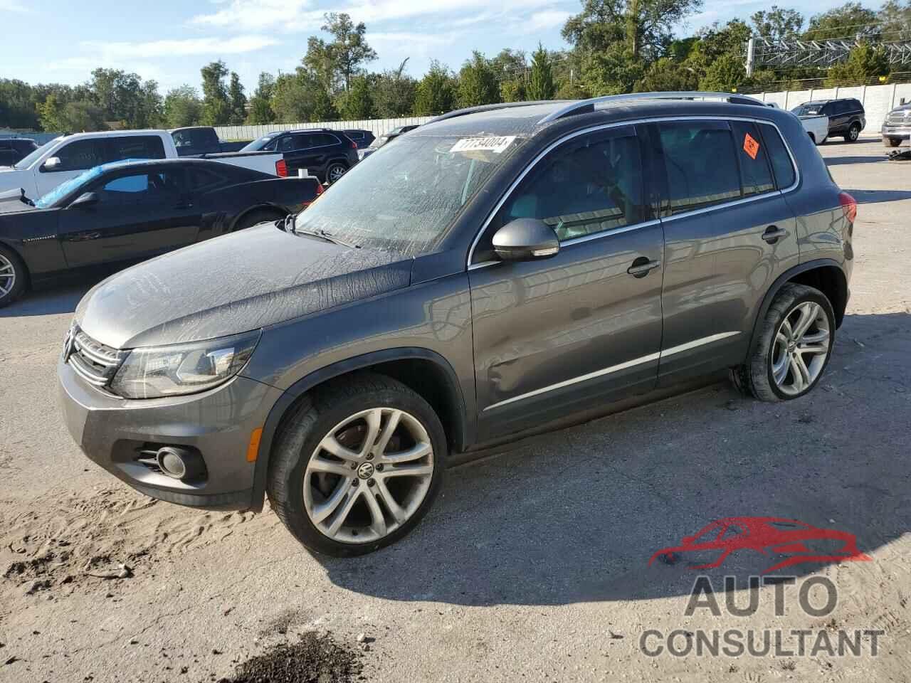 VOLKSWAGEN TIGUAN 2016 - WVGAV7AX9GW520369