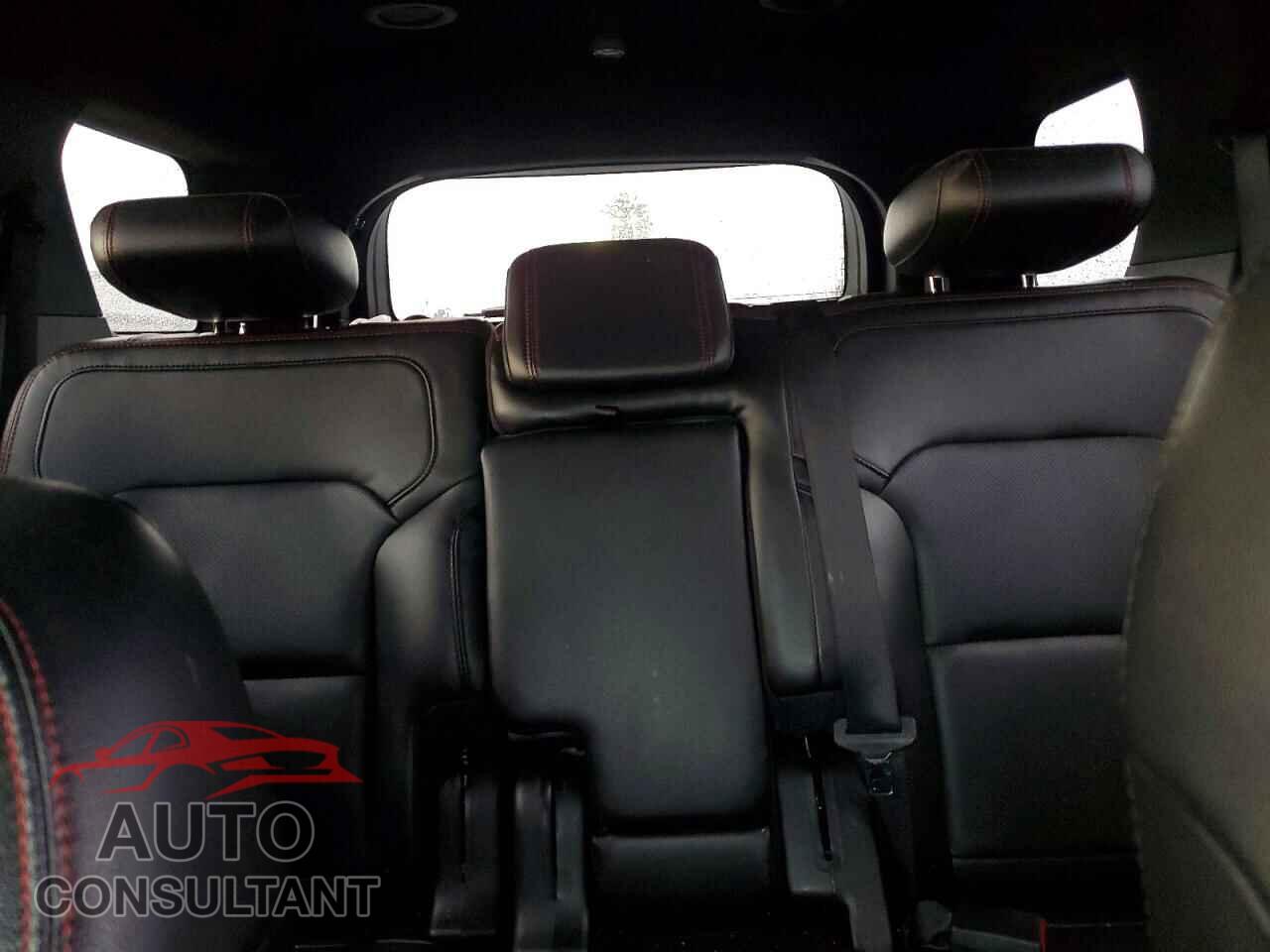 FORD EXPLORER 2018 - 1FM5K8GT9JGB09396