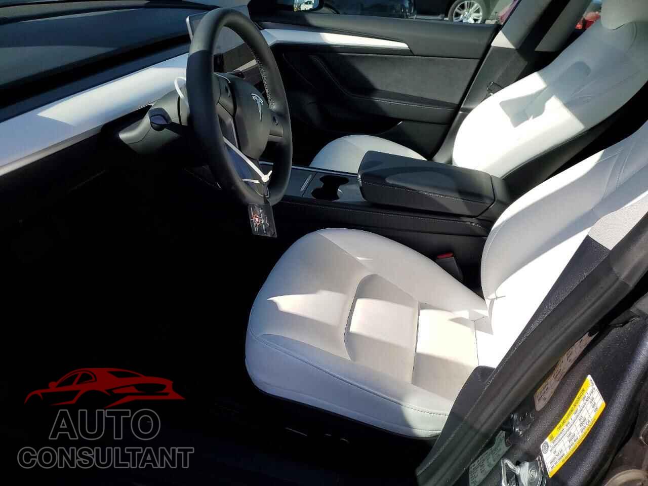 TESLA MODEL 3 2023 - 5YJ3E1EA2PF711443