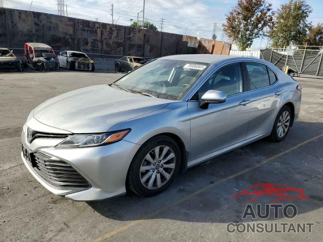 TOYOTA CAMRY 2019 - 4T1B11HK1KU746479