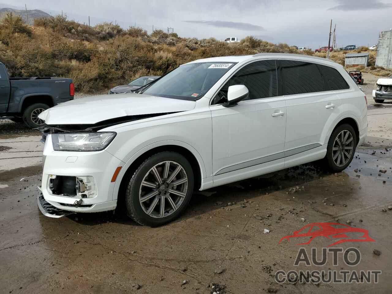 AUDI Q7 2018 - WA1VAAF77JD011532