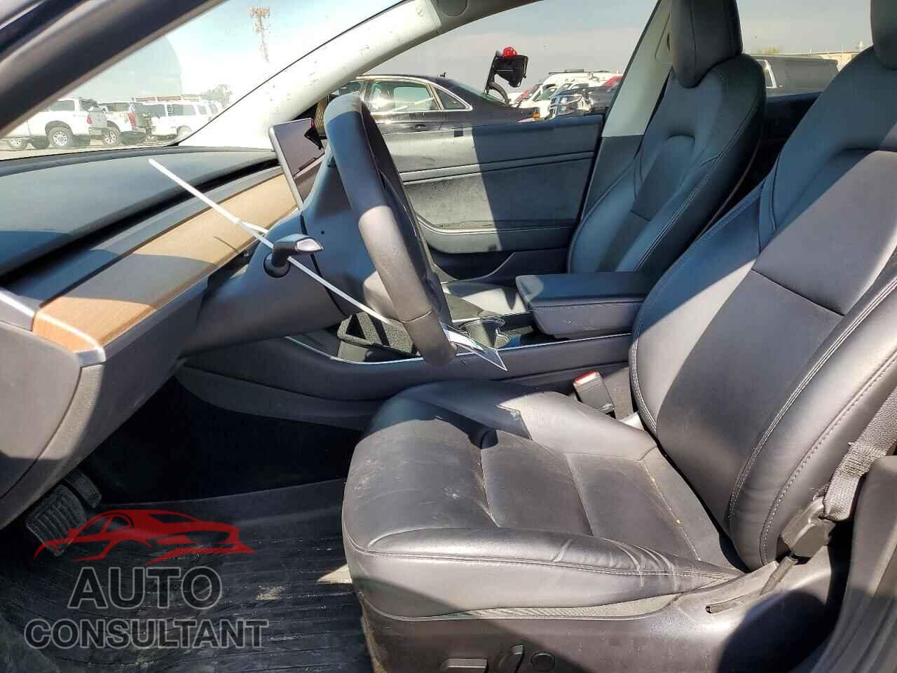 TESLA MODEL 3 2020 - 5YJ3E1EA4LF739576
