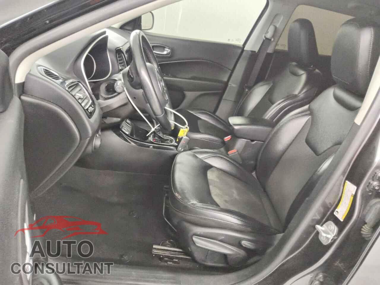 JEEP COMPASS 2019 - 3C4NJCBB4KT726906