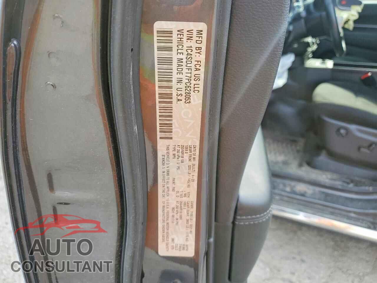 DODGE DURANGO 2023 - 1C4SDJFT7PC628053