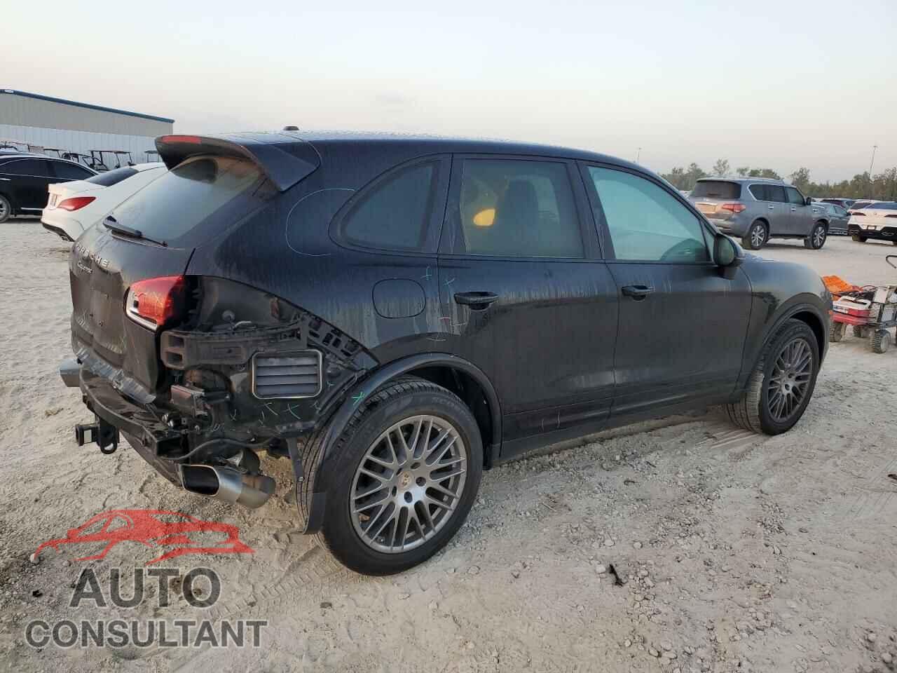 PORSCHE CAYENNE 2017 - WP1AA2A23HKA80373