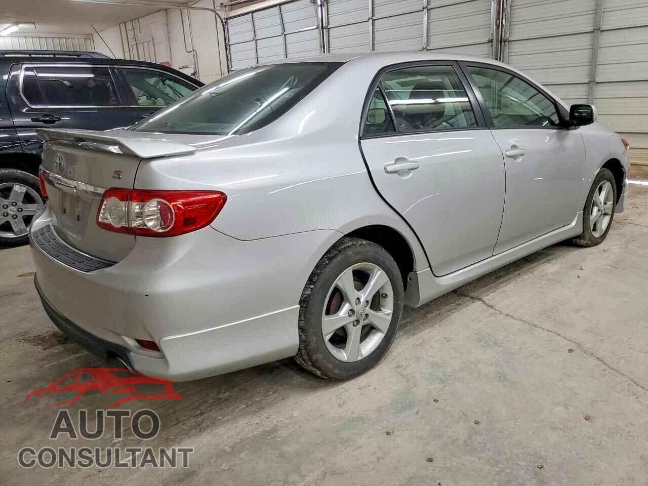 TOYOTA COROLLA 2012 - 2T1BU4EE3CC757607