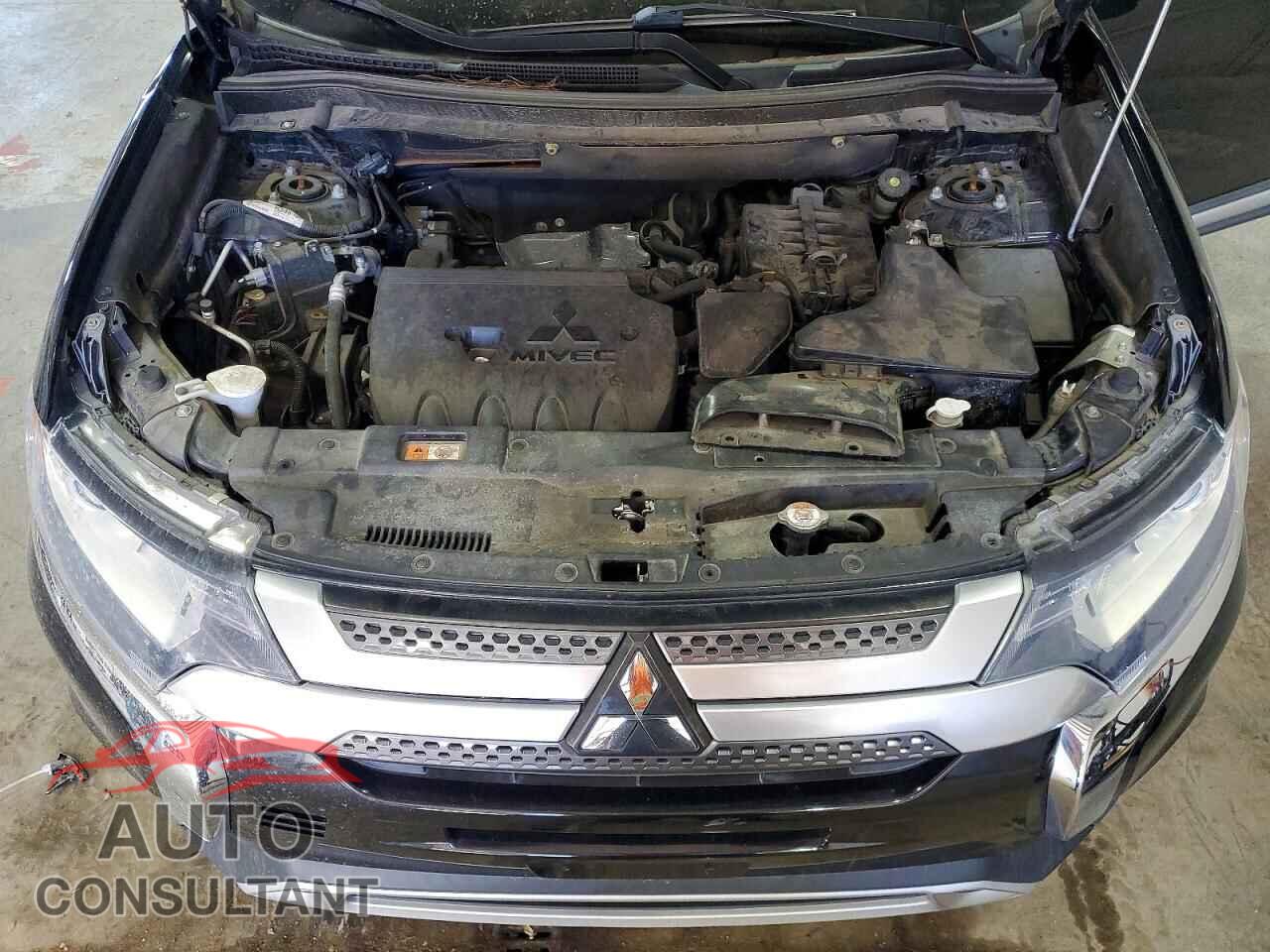 MITSUBISHI OUTLANDER 2019 - JA4AD3A34KZ023549