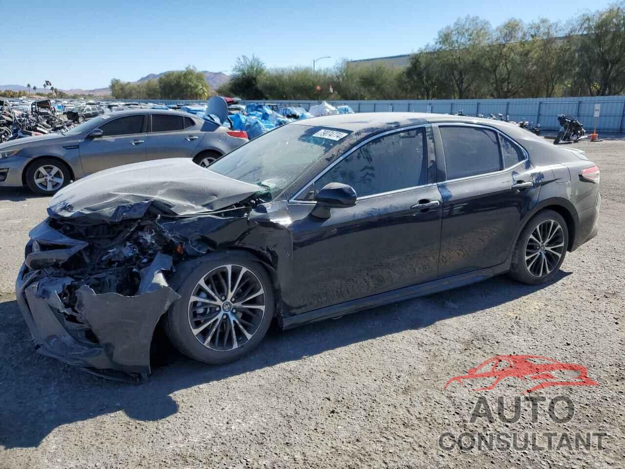 TOYOTA CAMRY 2018 - 4T1B11HK0JU616014